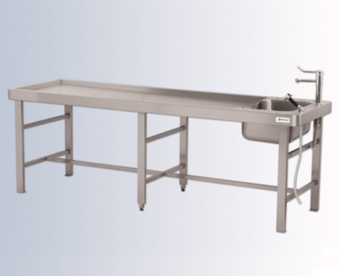 Стол для аутопсии и бальзамирования Delta, производитель Hygeco, оборудование для бальзамирования и посмертного ухода за телом от компании TanatoService